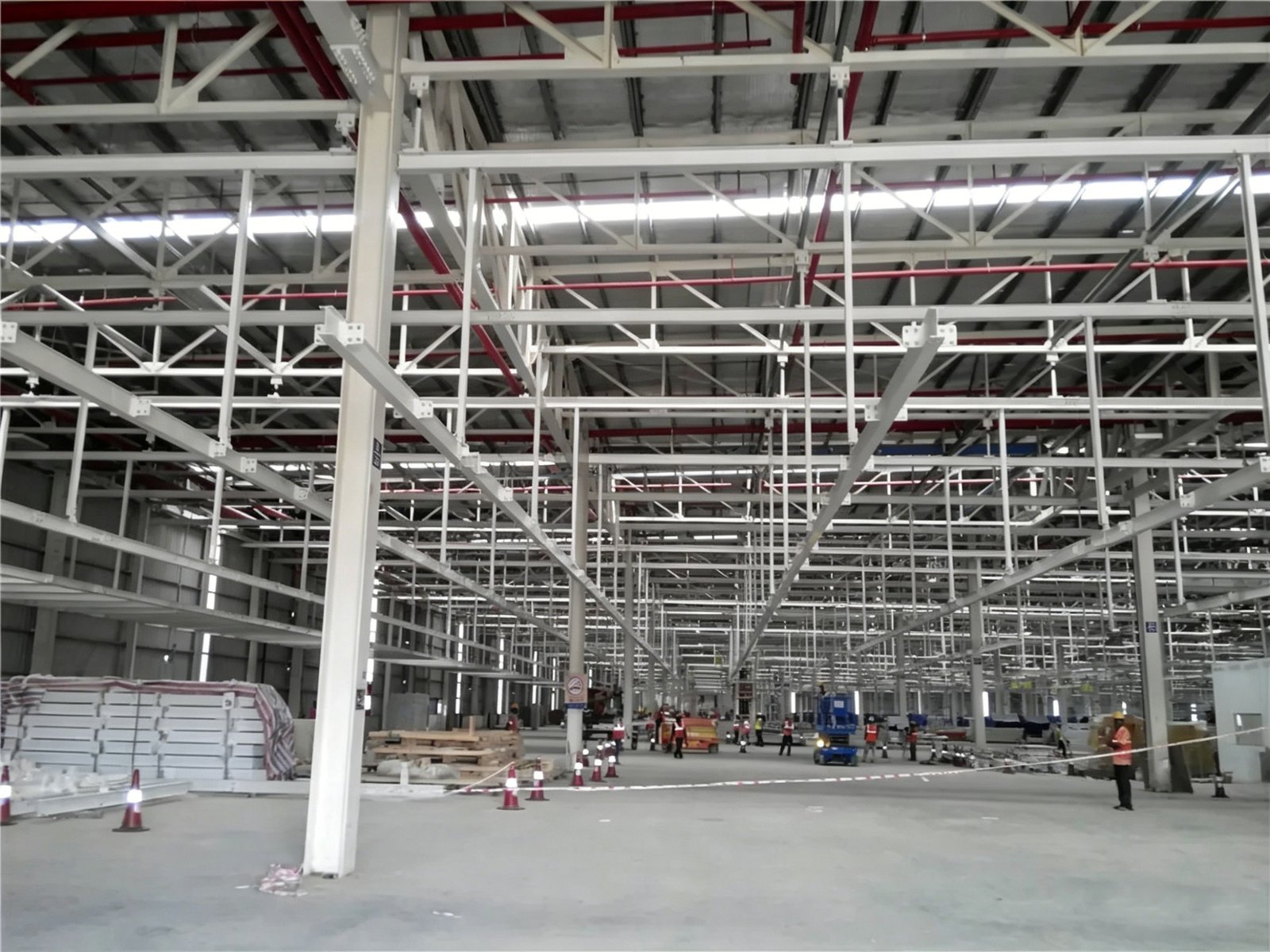 2,400-ton Ford automobile assembly plant and body steel structure project in India